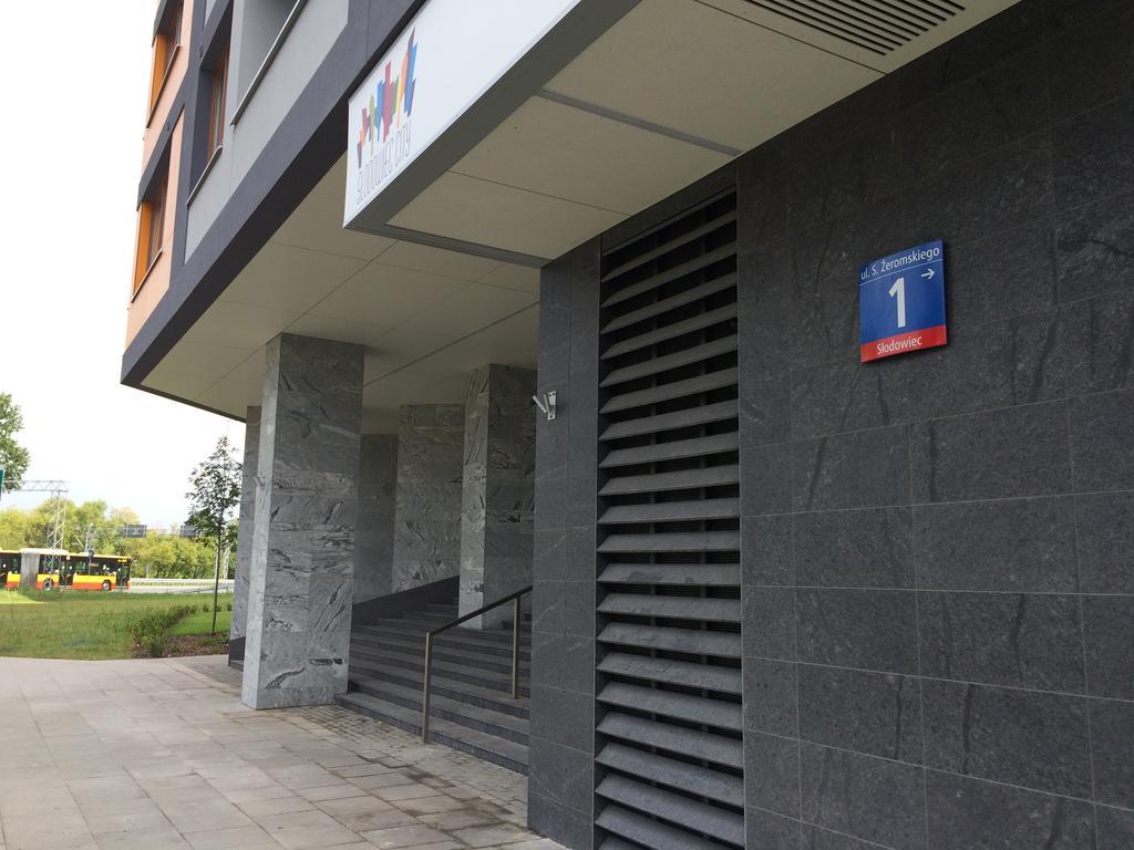 Zeromskiego 1 *
