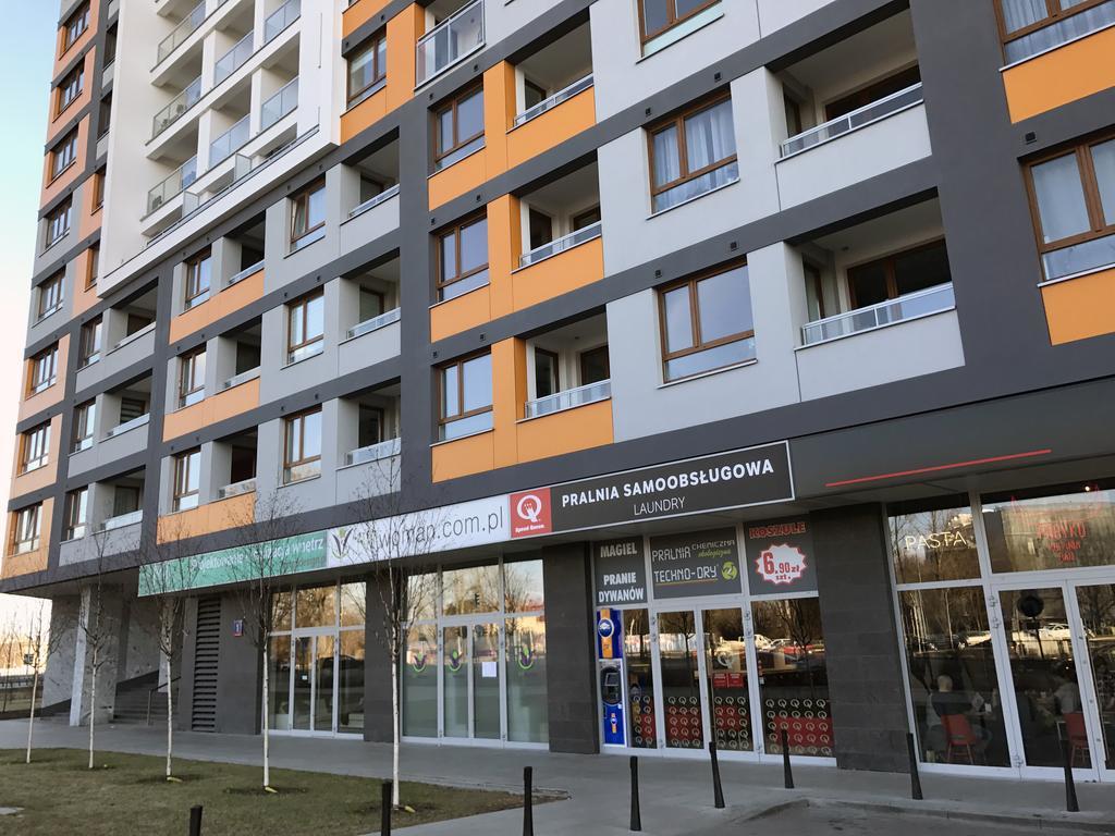 Zeromskiego 1 * Warszawa